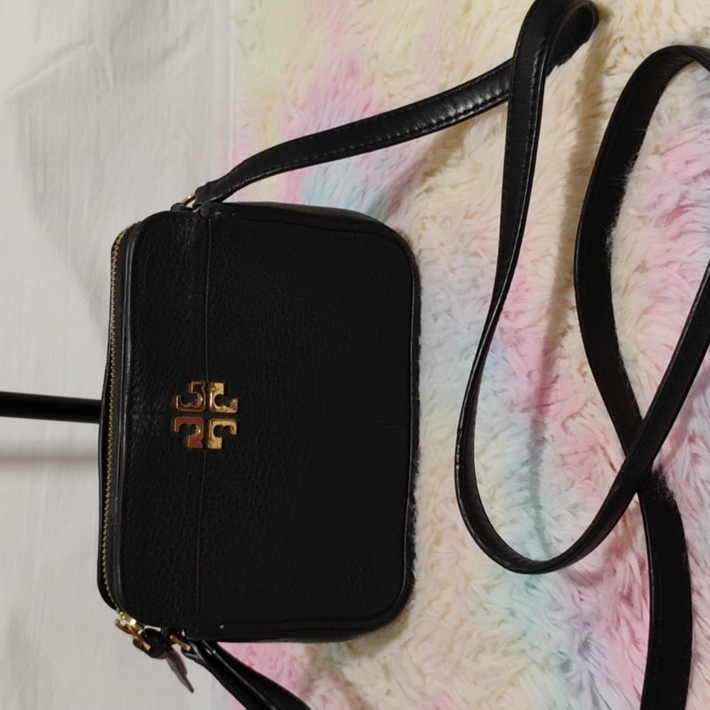 Vintage Tory Burch Black Leather Crossbody Bag with Gold Logo 7"x5"